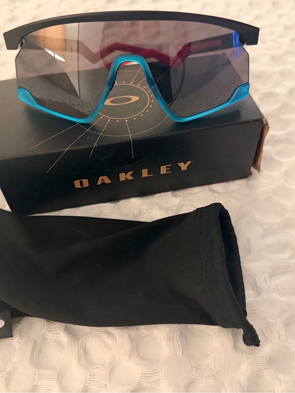 Oakley Performance Shield Sunglasses in Black and Turquoise Blue - Picture 2 of 5